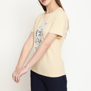 T-shirts d'été pour femmes à col rond, coupe classique, couleur unie, personnalisables avec logo, haute qualité, respirants, en gros, en promotion - Product Image 2