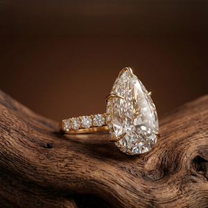Anillo de Compromiso Clásico con Diamante Cultivado en Laboratorio de 10 Quilates, Corte Pera, Oro de 14K, con Certificado IGI, para Aniversario o Boda - Product Image 1