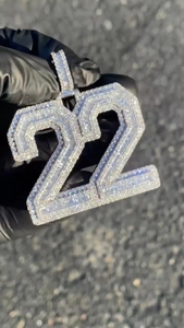 Pendentif Chiffre Double Chiffre 22 en Moissanite Effet Diamant, Finition Argent 925, Breloque de Collier à l'Aspect Diamant, Bijoux de Rappeur - Product Image 2