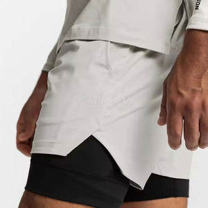 Shorts de sport pour homme, coupe flexible, tissu doux, pour musculation, entraînement et style de vie actif. - Product Image 2