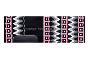 Tapis de selle d'hippique Western noir, rose, gris à motif géométrique, doublure en coton polaire, confortable pour l'équitation - Product Image 2