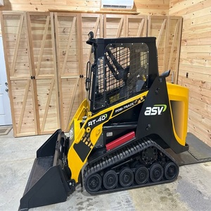 Chargeuse sur chenilles compacte ASV Track POSI RT40 pour une préparation efficace des chantiers et des applications quotidiennes de manutention de matériaux - Product Image 3