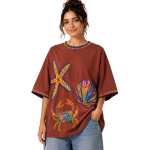 เสื้อยืดโอเวอร์ไซส์สีน้ำตาลกาแฟสำหรับผู้หญิง พิมพ์ลายมหาสมุทรสีสันสดใส สไตล์ลำลอง ผ้าฝ้าย สตรีทแวร์ ใส่สบายช่วงฤดูร้อน ทรงหลวม รับผลิตตามสั่ง ขายส่ง - Product Image 1