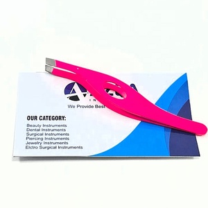 Pinzas para cejas de acero inoxidable de alta calidad, herramienta de depilación con punta inclinada para dar forma fácil a las cejas y el cuidado del vello facial - Product Image 1