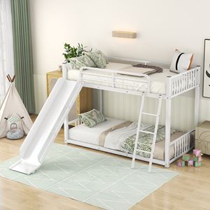Letto a Castello in Metallo Bianco con Scivolo per Bambini - Product Image 1