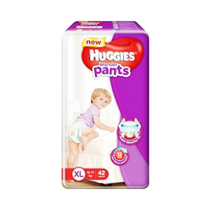 Couches-culottes classiques Huggies pour bébés, douces, confortables et faciles à enfiler - Product Image 1