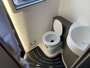 1 USER 2023 WINGAMM OASI 540 BLACK EDITION GARANTIE 7 ANS AVEC PANNEAU SOLAIRE - Product Image 5