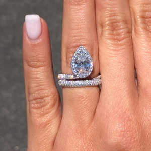 Bague en diamant taillé en poire de laboratoire de 1.50 carats en or blanc 14 carats avec placage au rhodium bijoux de mariage de fiançailles vermeil d'éternité - Product Image 5