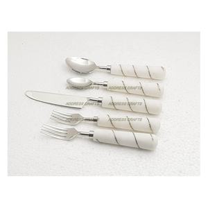 Ensemble de couverts en acier inoxydable 18/8 poli miroir avec poignée en pierre créative Argenterie Best Seller 5 Pcs Couverts Vaisselle - Product Image 1