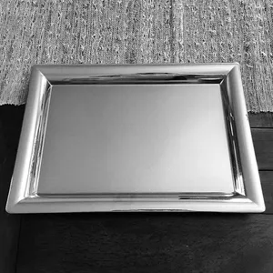 Plateau de service rectangulaire en métal biodégradable de luxe moderne avec cadre, idéal pour la table – Zahid Exports - Product Image 1