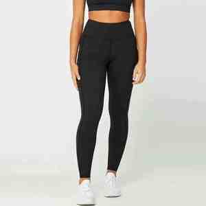 Ensemble de sport 2 pièces personnalisé pour femme : soutien-gorge de sport dos nu et short de cyclisme taille haute – Tenue de yoga pour femme - Product Image 2