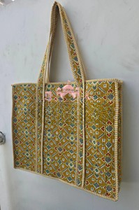 Bolso Tote de Algodón Acolchado de Alta Calidad, Venta Caliente 2026, con Cierre de Cremallera, Estampado Geométrico Tradicional Patola, Correas de Hombro a Rayas - Product Image 6