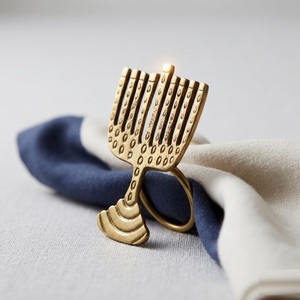 Luxury Gold Metal Snowflake Napkin Rings Custom Wholesale Brass Christmas <b>Table</b> Decoration Serviette Holders Buckle for Holiday - Product Image 5