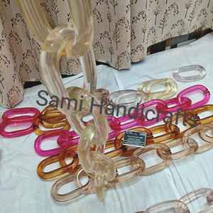 Décoration intérieure : Chaînes en résine personnalisables, très grandes et aux couleurs claires, maillons en résine multicolores de grande taille disponibles. - Product Image 2
