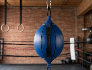 Ballon de vitesse double extrémité Hawk en cuir PU, sac de frappe lourd, installation facile, utilisation universelle, équipement d'entraînement de boxe suspendu pour la maison - Product Image 4