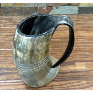 Jarra de Cuerno Vikinga Hecha a Mano, Jarra de Cuerno de Búfalo Natural, Jarra Vintage Tallada para Miel, Cerveza o Ale, Venta al por Mayor, Taza con Logotipo Personalizado - Product Image 1