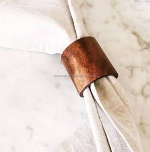 Anneaux de serviette en bois naturel minimalistes modernes, accessoires de table en vrac pour la décoration de restaurants, banquets et mariages - Product Image 3