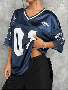 Camiseta de Fútbol Personalizada para Mujer, Estilo Y2K, con Número Gráfico, Cuello en V, Manga Corta, Estilo Urbano, 100% Poliéster - Product Image 3