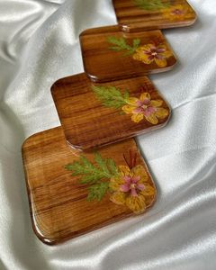 Elegant Wooden And <b>Resin</b> Coasters Set With Contemporary Design For Luxury Home Accessories Collection - Product Image 2