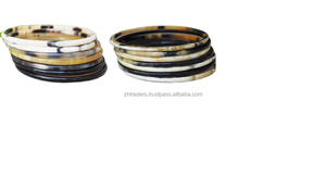 Brazalete de Moda Hecho a Mano en Blanco y Negro para Mujer, Brazalete de Cuerno de Búfalo Natural de Alta Calidad - Product Image 4