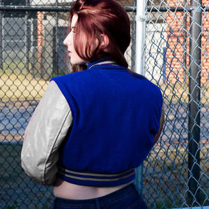 Veste courte universitaire pour femme, bleu roi et beige, style Letterman, manteau bomber avec manches en similicuir, vêtement d'extérieur décontracté, mode féminine - Product Image 5