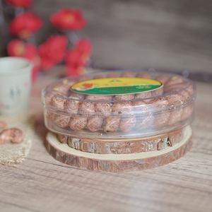 Noix de cajou grillées non décortiquées de qualité supérieure d'origine vietnamienne W180 dans une boîte cadeau ovale de 163 g - Certifié ISO Noix de cajou séchées Fabricant direct - Product Image 1