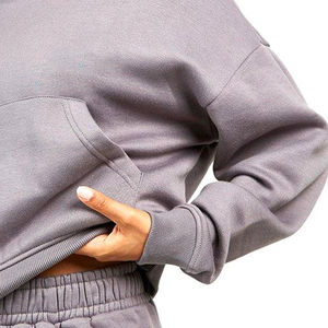 เสื้อฮู้ดผู้หญิงแบบสวมหัวทรงโอเวอร์ไซส์ คุณภาพสูง ระบายอากาศได้ดี บุซับในอย่างดี สไตล์ลำลอง รับผลิตแบบ OEM ODM  ความยาวปกติสำหรับฤดูหนาว  สามารถสั่งทำลายพิมพ์ด้านหน้าได้ - Product Image 6