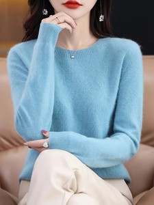<b>Women's</b> Fashionable Oversized Sweater Long Sleeve Soft <b>Warm</b> Comfortable Loose Fit Casual Pullover Top with Classic Knit Texture - Product Image 4