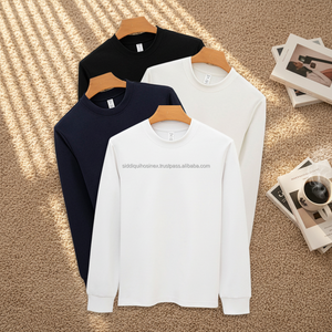 Camiseta Formal de Manga Corta con Cuello Redondo para Hombre BlanqWear, Corte Regular, Seda/Algodón Premium de 280 g, Antibacteriana, de Secado Rápido - Product Image 5