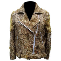 Veste en cuir de vache véritable vintage punk slim fit avec fermeture éclair sur le devant, coupe-vent et respirante, ornée de pointes métalliques personnalisées – Nouvelle collection