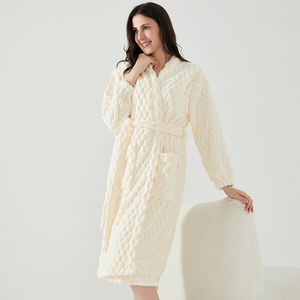 Bata de baño para mujer de otoño-invierno, de terciopelo coral grueso, manga larga, holgada, de algodón a cuadros, para el hogar, estilo informal - Product Image 3