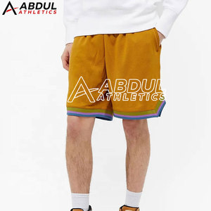 Pantalones Cortos Deportivos Ligeros de Malla para Hombre con Tela Flexible y Diseño Cómodo para Deportes y Uso Casual - Product Image 4