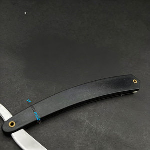 Wholesale High Quality Stainless Steel Barber Razor Custom Logo Professional Use Cut Throat Shaving Barber Razor Plastic Handle - Product Image 4