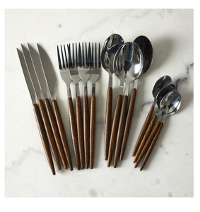 Ensemble de couverts modernes en acier inoxydable 12 pièces avec manches en bois, finition miroir, fourchette, couteau, cuillère - Product Image 1