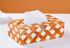 Boîte à mouchoirs de luxe incrustée de vadrouille à la main au design moderne pour bureau à domicile directement du fabricant indien - Product Image 2