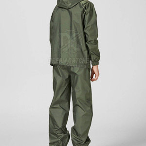 Ensemble de survêtement coupe-vent à capuche pour homme, idéal pour l'entraînement en extérieur – Fournisseur de vêtements de sport, fabrication OEM - Product Image 4