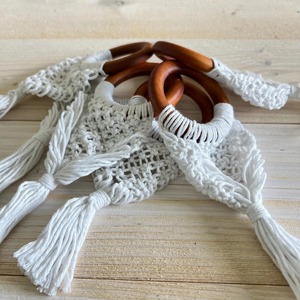Elegante Anillo Porta Servilletas de Macramé, Ideal para Decoración de Mesas en Vacaciones, Fiestas en la Playa y como Adorno para Mesas en Restaurantes de Mariscos - Product Image 6