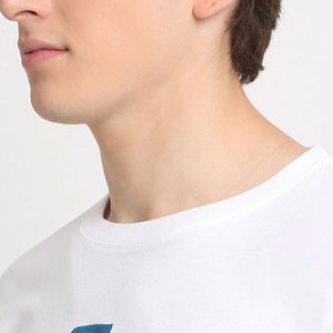 เสื้อยืดพิมพ์ลายกราฟิกน้ำหนักเบา เนื้อผ้านุ่ม ดีไซน์ทันสมัย เหมาะสำหรับชุดลำลองประจำวัน - Product Image 5
