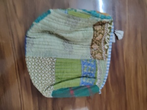Colorful corn husk clutch Durable <b>makeup</b> pouch wholesale Soft portable puffer bag Lightweight cosmetic <b>case</b> handle - Product Image 2