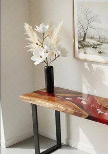 TIMELESS CRAFT Table console en résine époxy et bois de noyer, bord naturel Crimson River, faite à la main, meuble d'appoint d'entrée, luxe moderne - Product Image 3