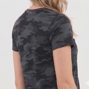 Camiseta de maternidad con estampado de camuflaje para mujer, Top de punto con cuello redondo para dormir, ropa de verano, camisetas de camuflaje, camisetas para amamantar - Product Image 4