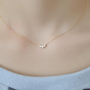 Collier en or 14 carats à forte demande avec diamant de laboratoire de 1 carat taille vintage, certifié E VVS IGI, idéal pour un cadeau d'anniversaire de luxe - Product Image 3