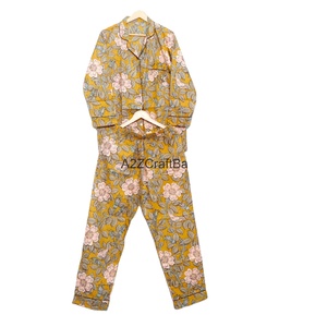 Ensemble de pyjama long d'été pour femmes indiennes, fait main, 100% coton, luxe, fermeture à cordon, imprimé floral, tissu tricoté respirant, doux - Product Image 1