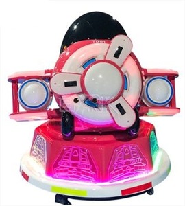 Manège pour enfants tendance : Avion DX en métal avec musique, mouvements ascendants et abaissements, et fonction de retour automatique - Product Image 1