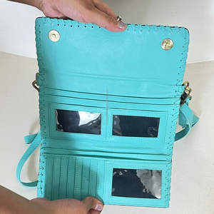 Nouvelle Arrivée 2026 – Portefeuille Pochette Croisé en Cuir Véritable Façonné à la Main avec Motifs Floraux, Porte-Cartes et Porte-Monnaie Trifold pour Femme - Product Image 6