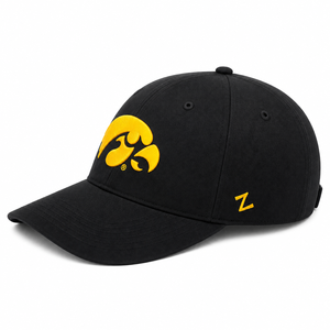 Gorra de Lona Negra de 6 Paneles Zephyr Iowa Hawkeyes con Logotipo Bordado en Amarillo, Ajustable, Unisex, Estilo Casual, Hip Hop, Deportivo - Product Image 1