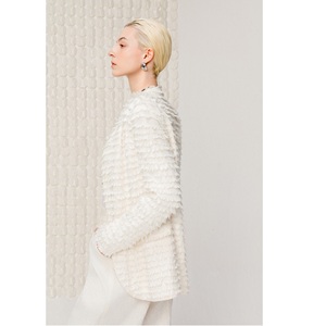 Low MOQ <b>Blazer</b> <b>Set</b> For Women SOLVIRE TEXTURE <b>BLAZER</b> Women ODM Premium Linen <b>Blazer</b> <b>Set</b> With Handcrafted Frayed Texture - Product Image 4
