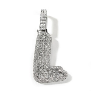 จี้ตัวอักษรประดับเพชรโมอิสซาไนต์ทรงบาแกตต์ เงินแท้ ดีไซน์หรูหรา สไตล์ฮิปฮอป สำหรับทั้งชายและหญิง คุณภาพระดับ VVS เครื่องประดับชั้นดี - Product Image 1