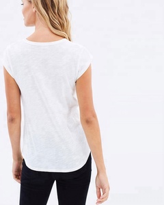 Camiseta de algodón 100% para mujer, ligera, transpirable, de secado rápido y color liso. - Product Image 4