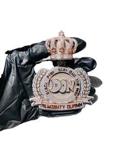 Exquisito colgante de diamante de moissanita de oro blanco de corte redondo de Hip Hop personalizado Unisex con claridad VVS mejorada - Product Image 1